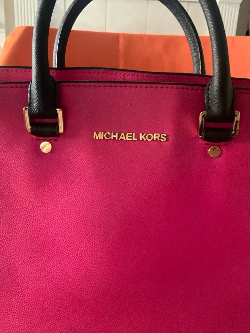 Michael Kors satchel/purse